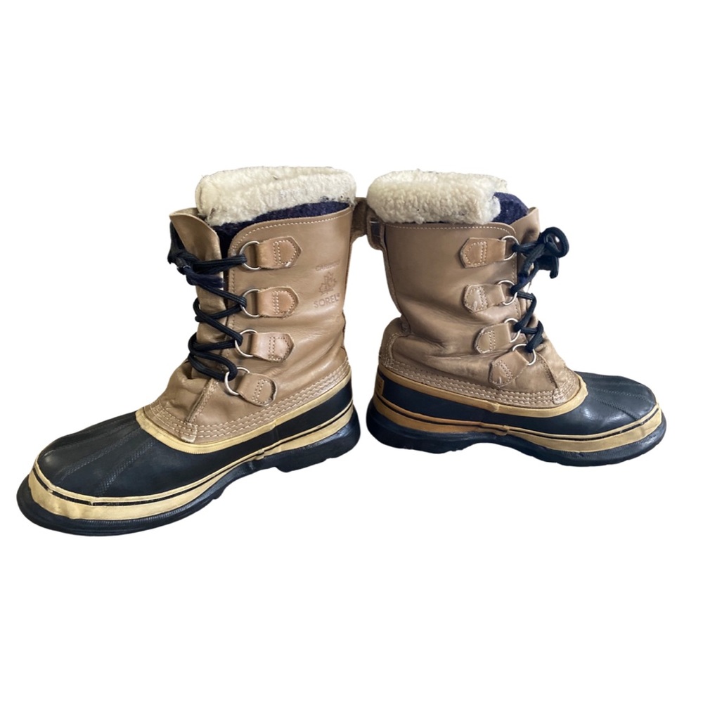 Womens Sorel Caribou winter boots.